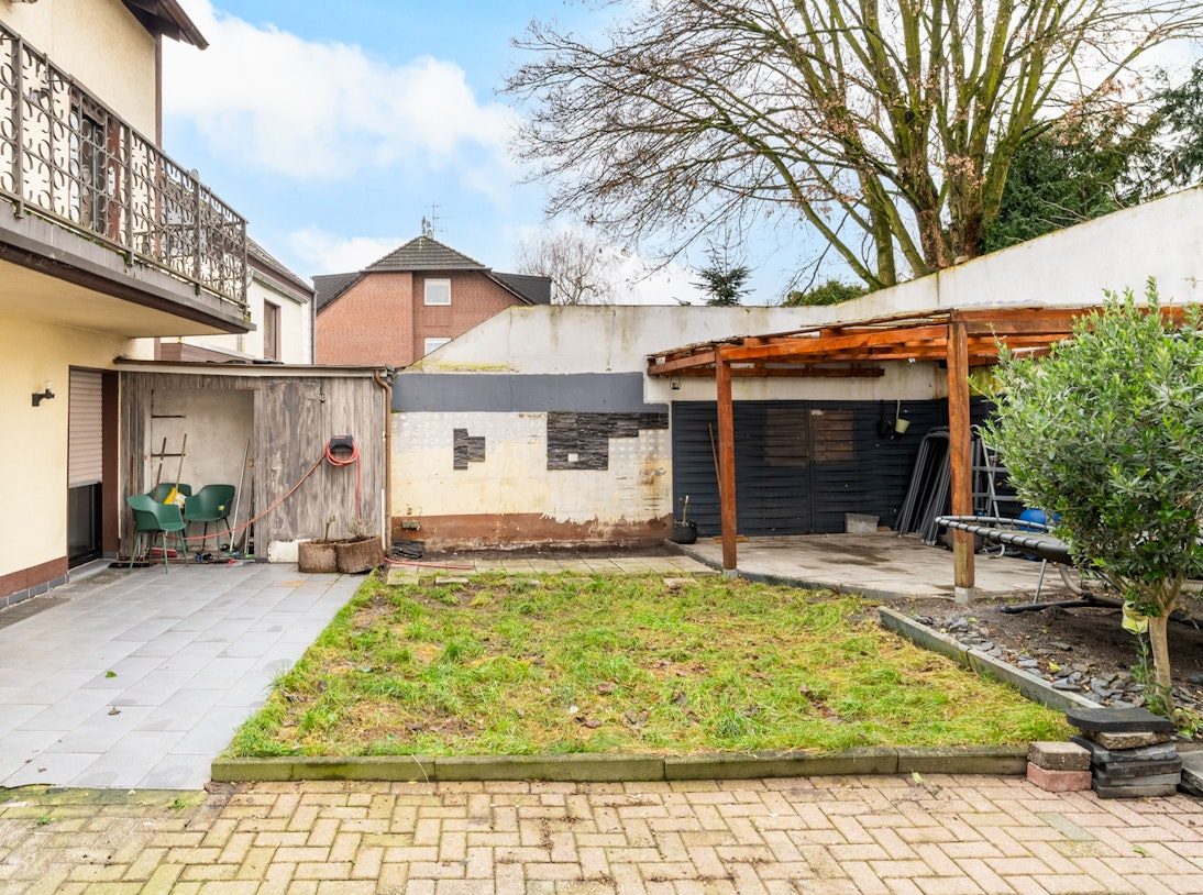 Lichtdurchflutete Dreizimmerwohnung mit Garten, Terrasse und Stellplatz in ruhiger Lage