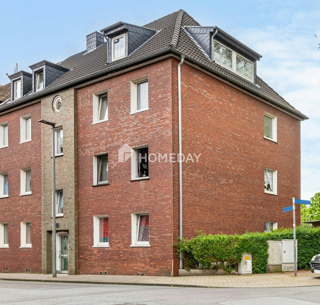 Attraktive Kapitalanlage: 4-Zimmer- Dachgeschosswohnung mit Innenhof